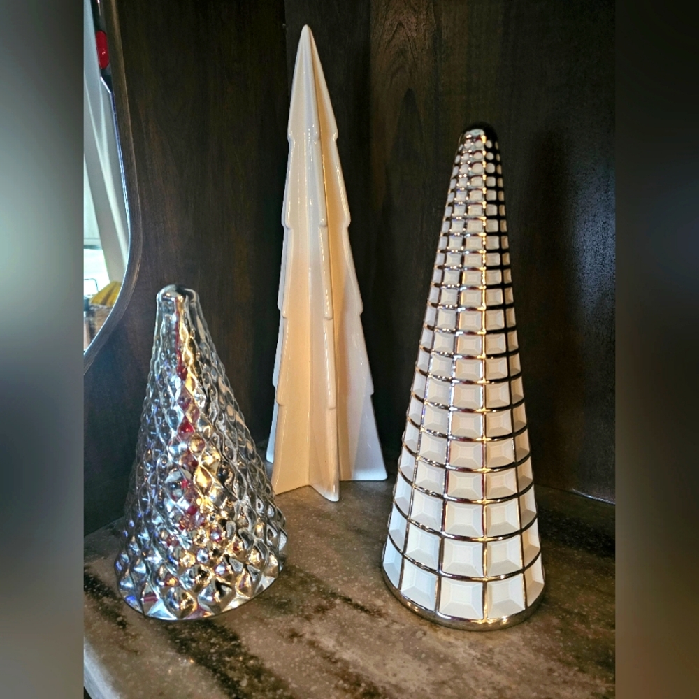 Set of holiday tree decor